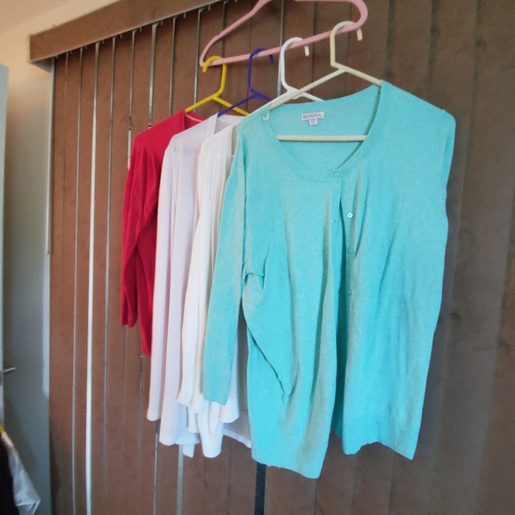 4 button up sweaters. - Picture 1 of 4